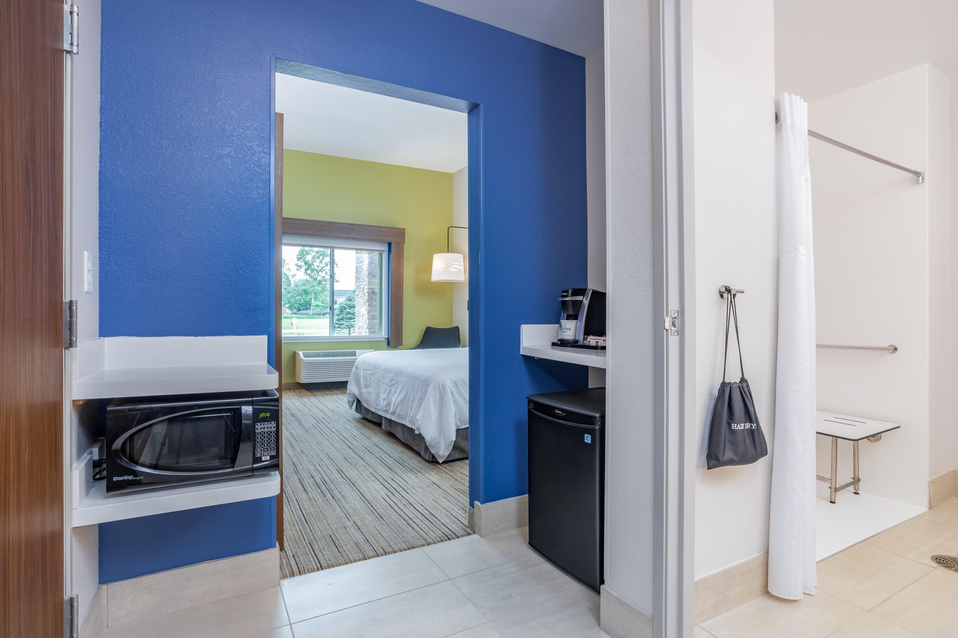 Holiday Inn Express & Suites - Elkhart North By Ihg Bagian luar foto