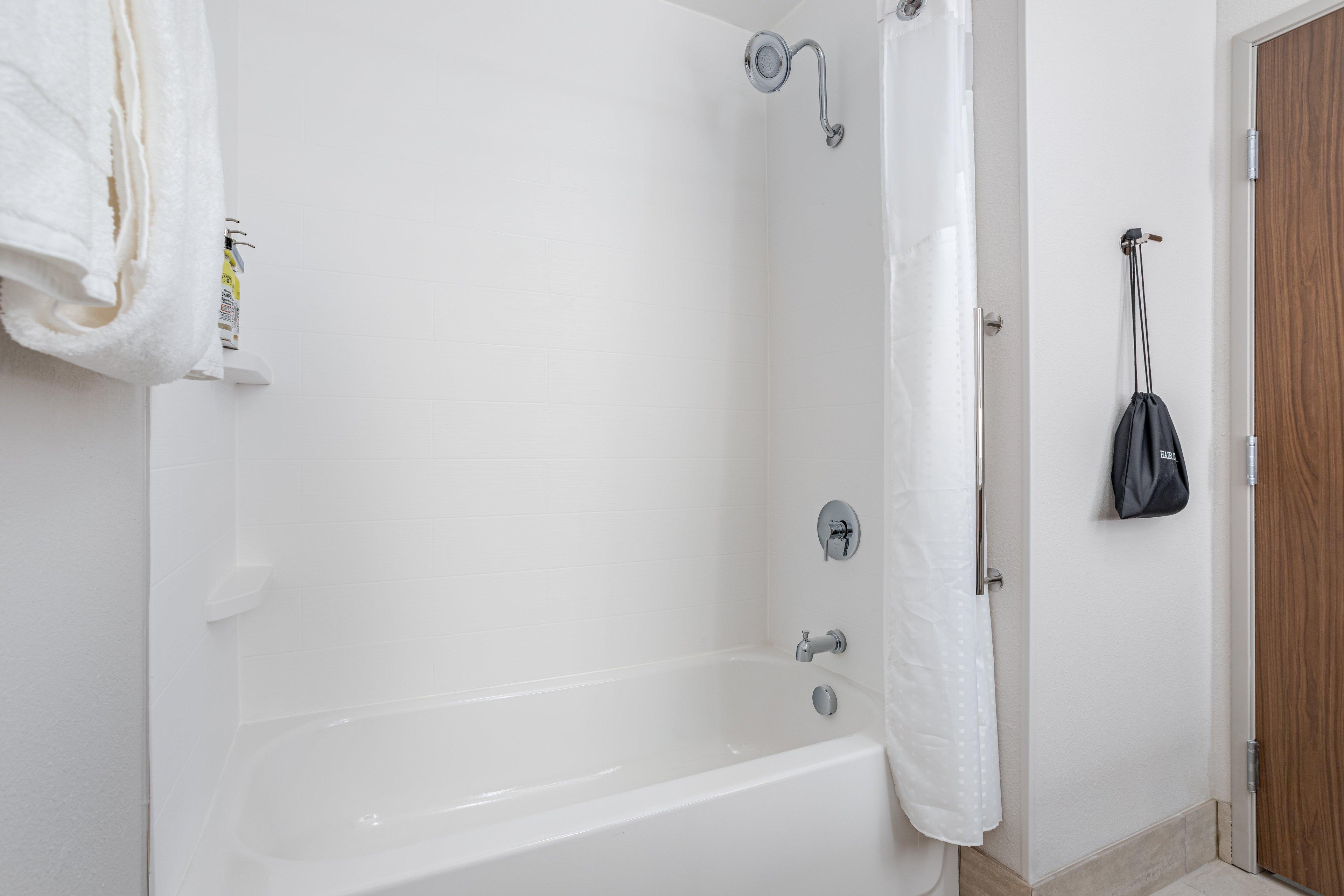 Holiday Inn Express & Suites - Elkhart North By Ihg Bagian luar foto