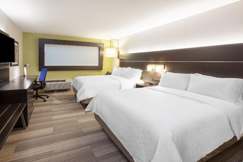 Holiday Inn Express & Suites - Elkhart North By Ihg Bagian luar foto